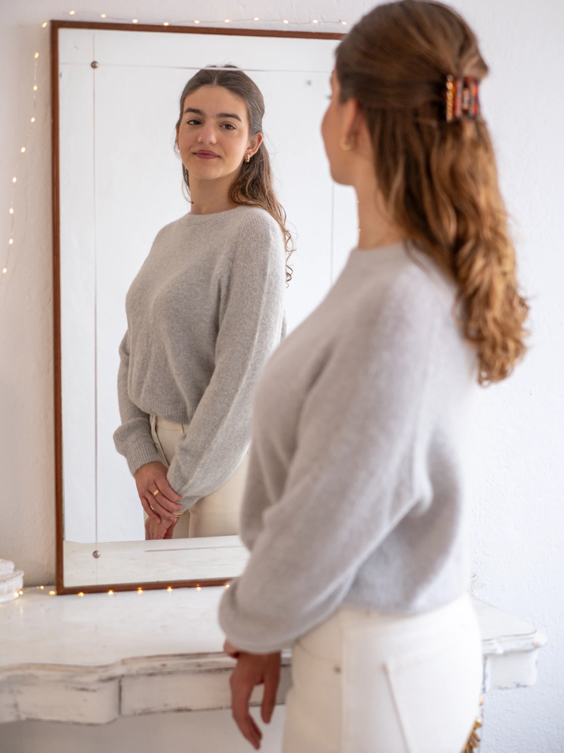 LONG SLEEVES CROP SHAPE JUMPER WITH ALPACA | ONE SIZE