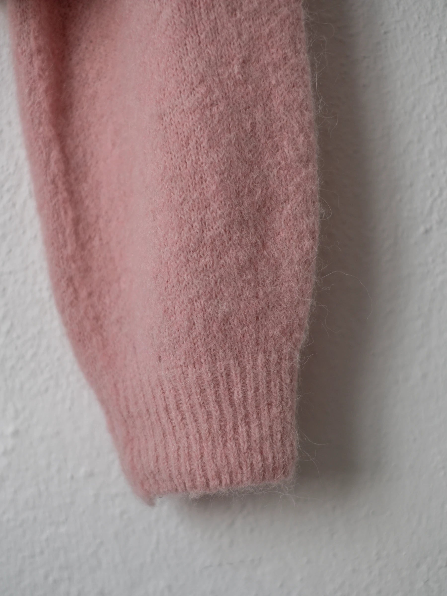 LONG SLEEVES CROP SHAPE JUMPER WITH ALPACA | ONE SIZE