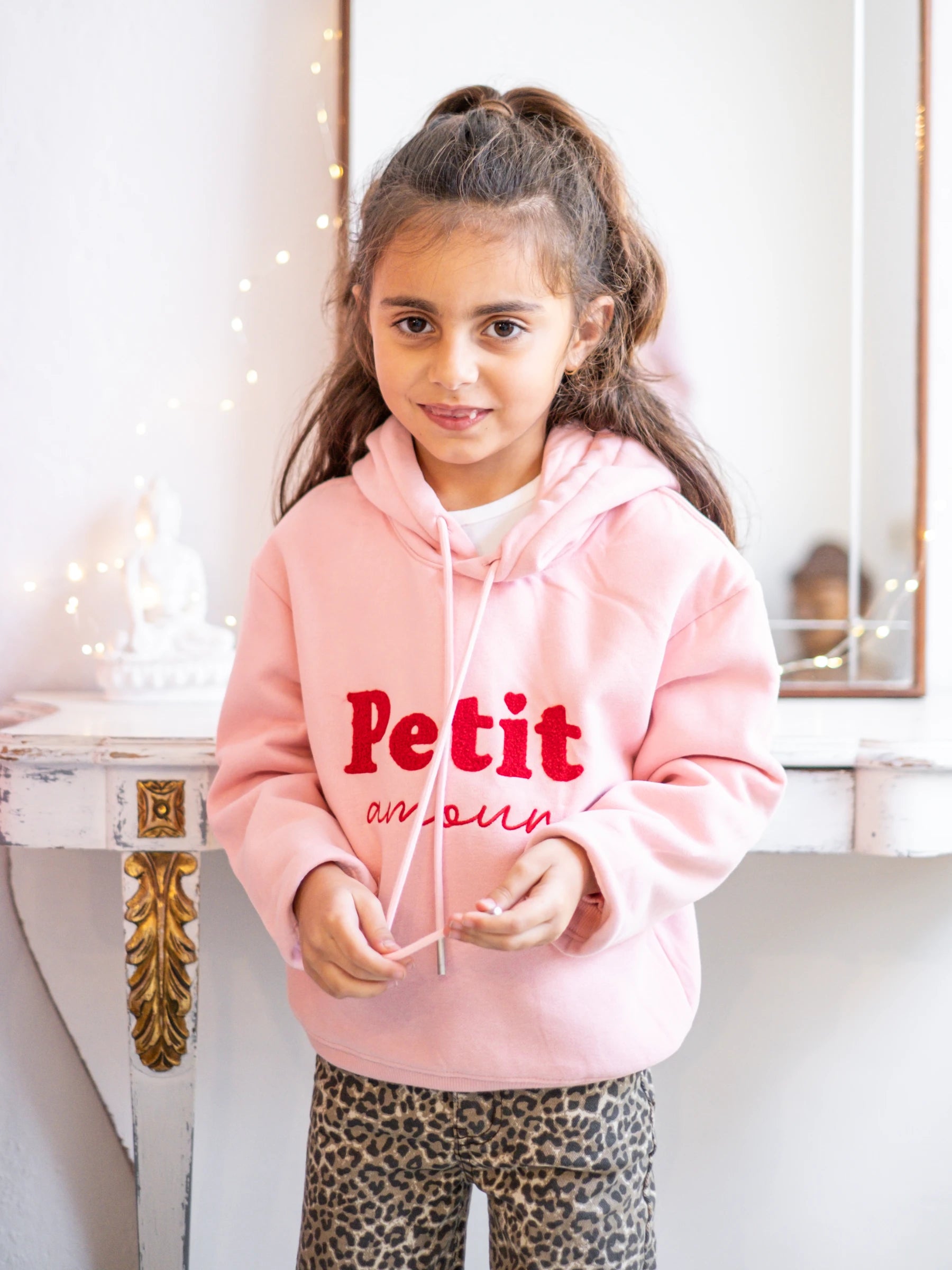 Sweatshirt “Petit Amour” | FOR GIRL