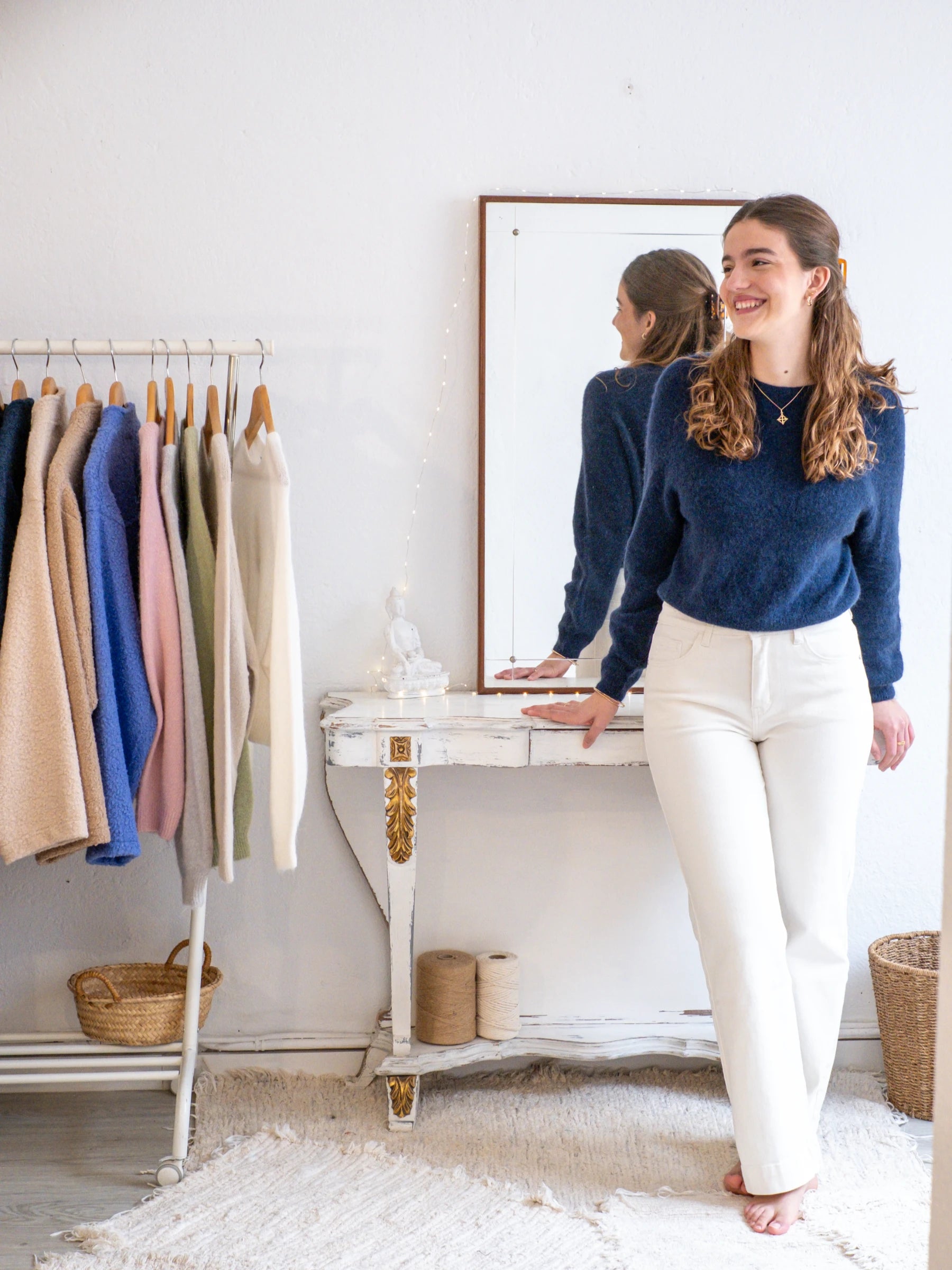 LONG SLEEVES CROP SHAPE JUMPER WITH ALPACA | ONE SIZE