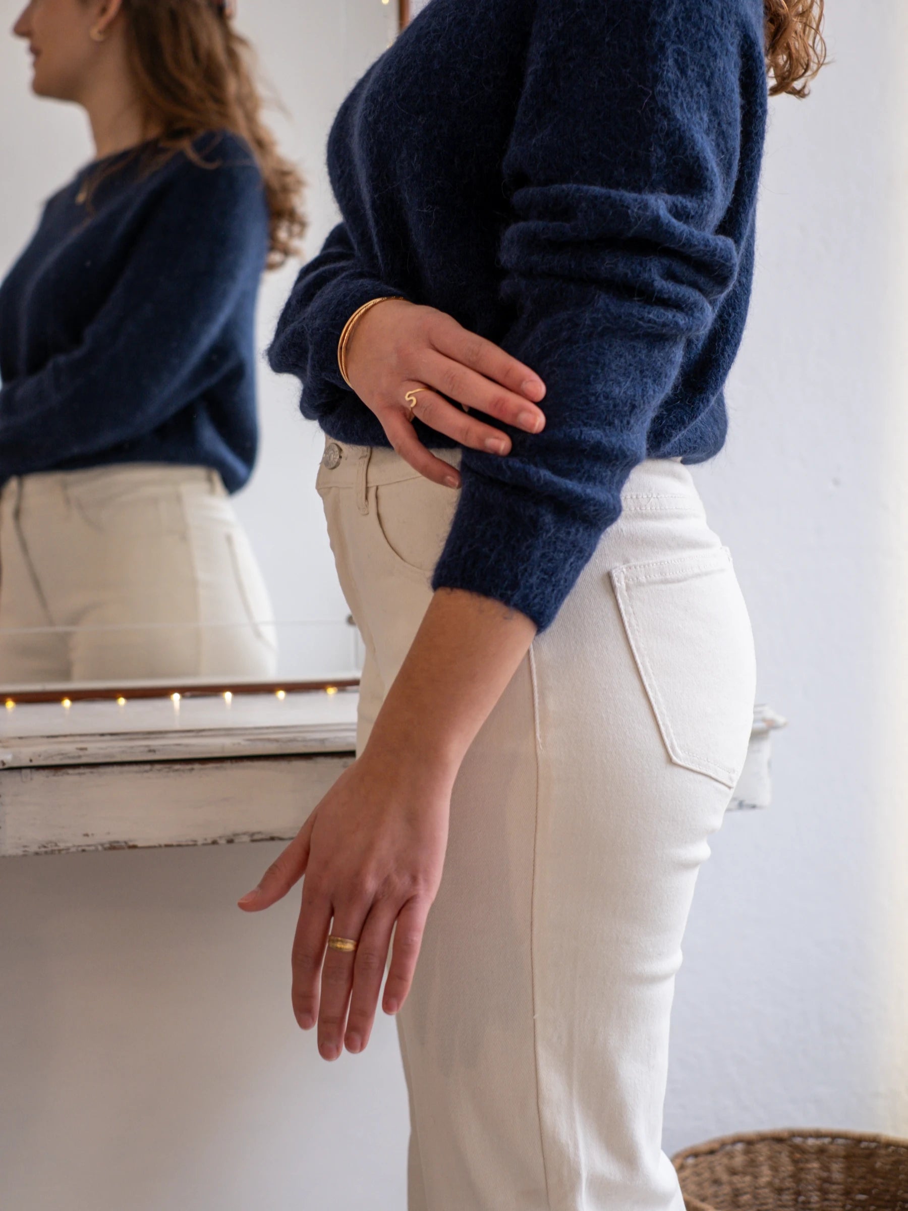 LONG SLEEVES CROP SHAPE JUMPER WITH ALPACA | ONE SIZE