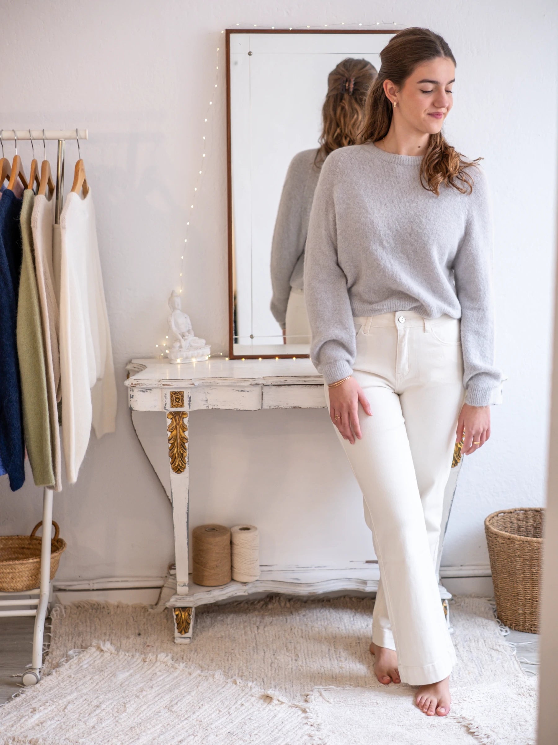 LONG SLEEVES CROP SHAPE JUMPER WITH ALPACA | ONE SIZE