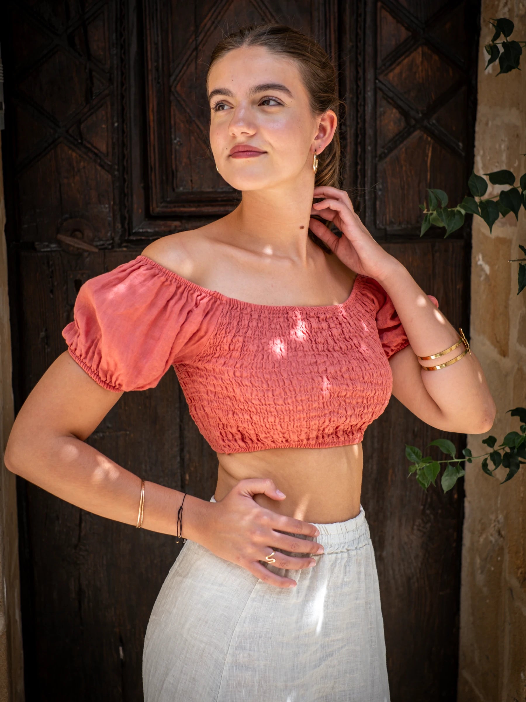 MACARELLA HONEY COMB CROP TOP WITH SHORT SLEEVES