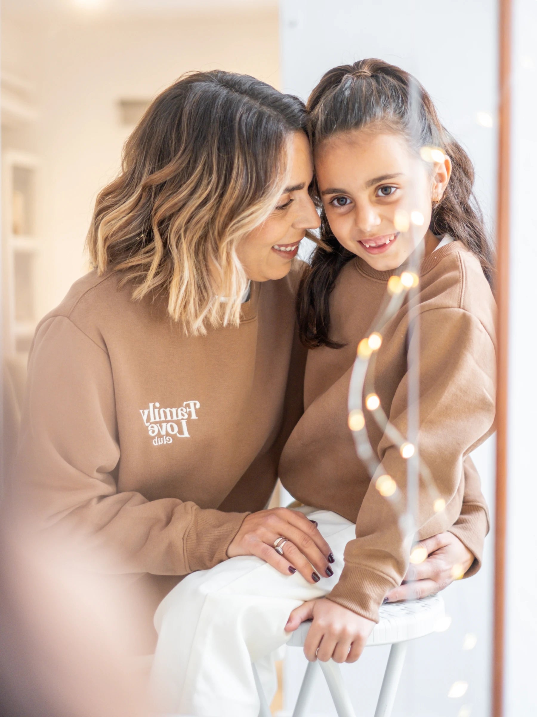 “Family Love” Sweatshirt | FOR WOMAN