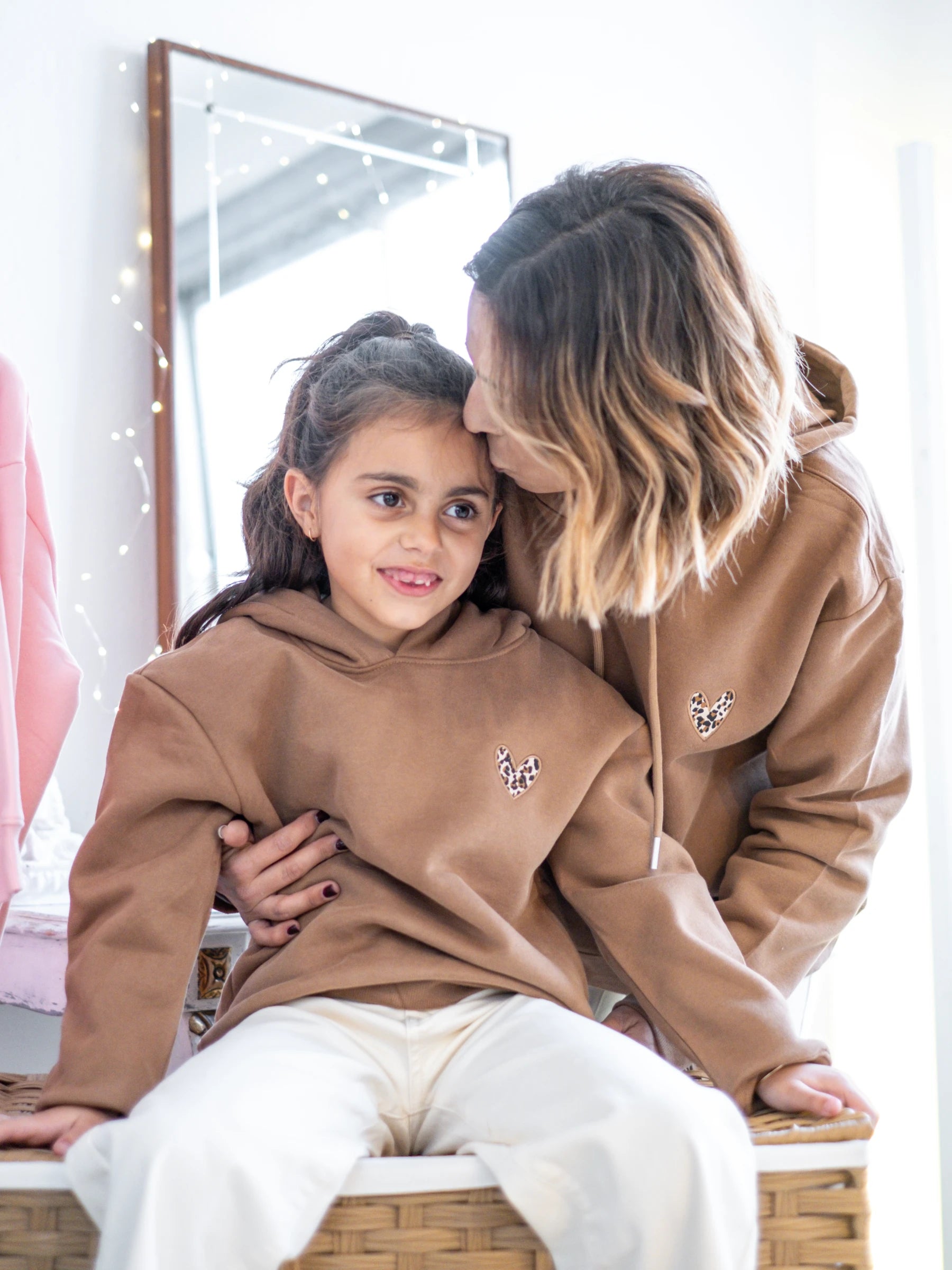 Hooded Sweatshirt – Leopard Heart | FOR GIRL