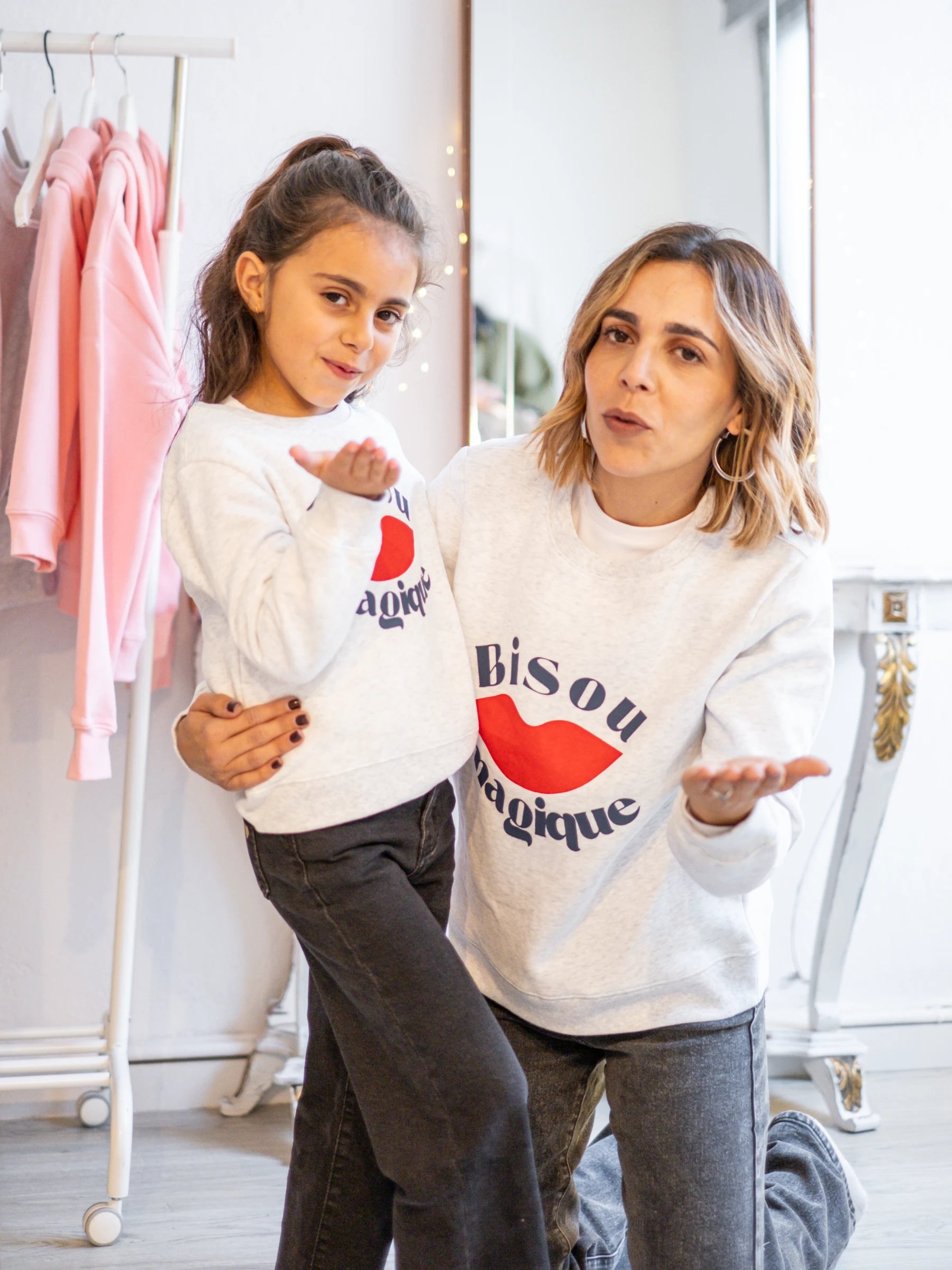 Sweatshirt “Bisou Magique” | FOR WOMAN