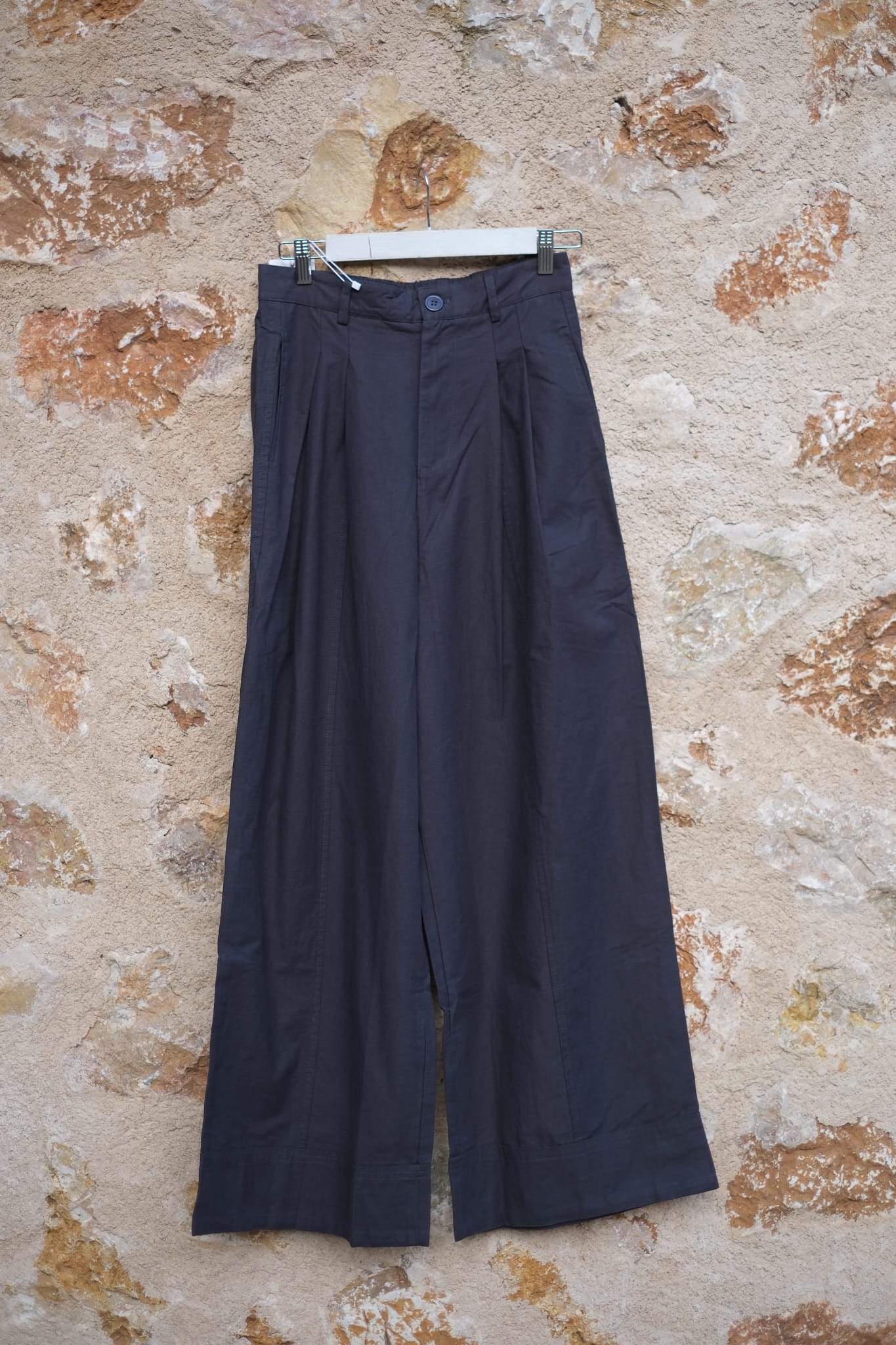 WIDE LEG TROUSER