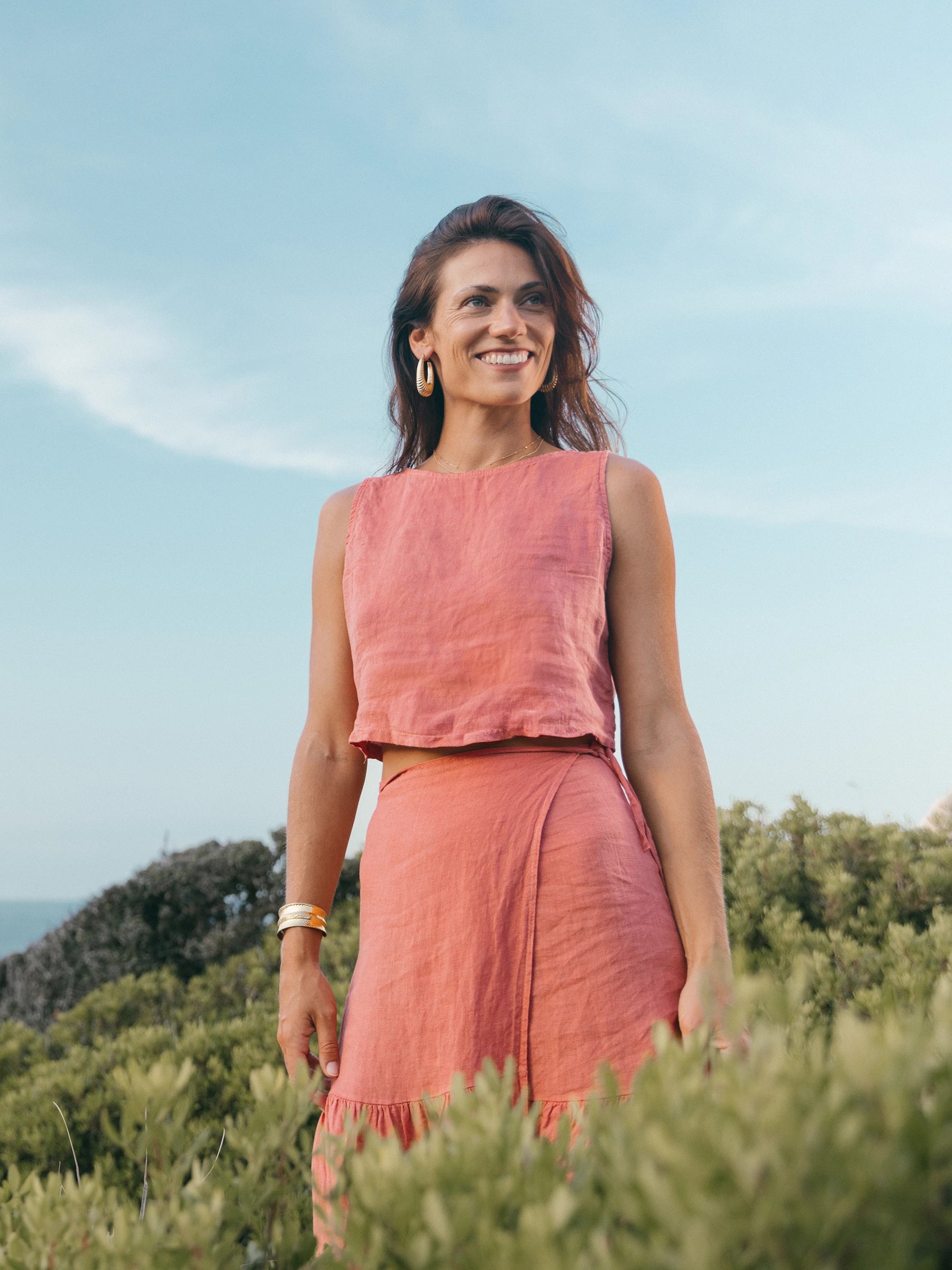 CLARA SLEEVELESS CROP TOP