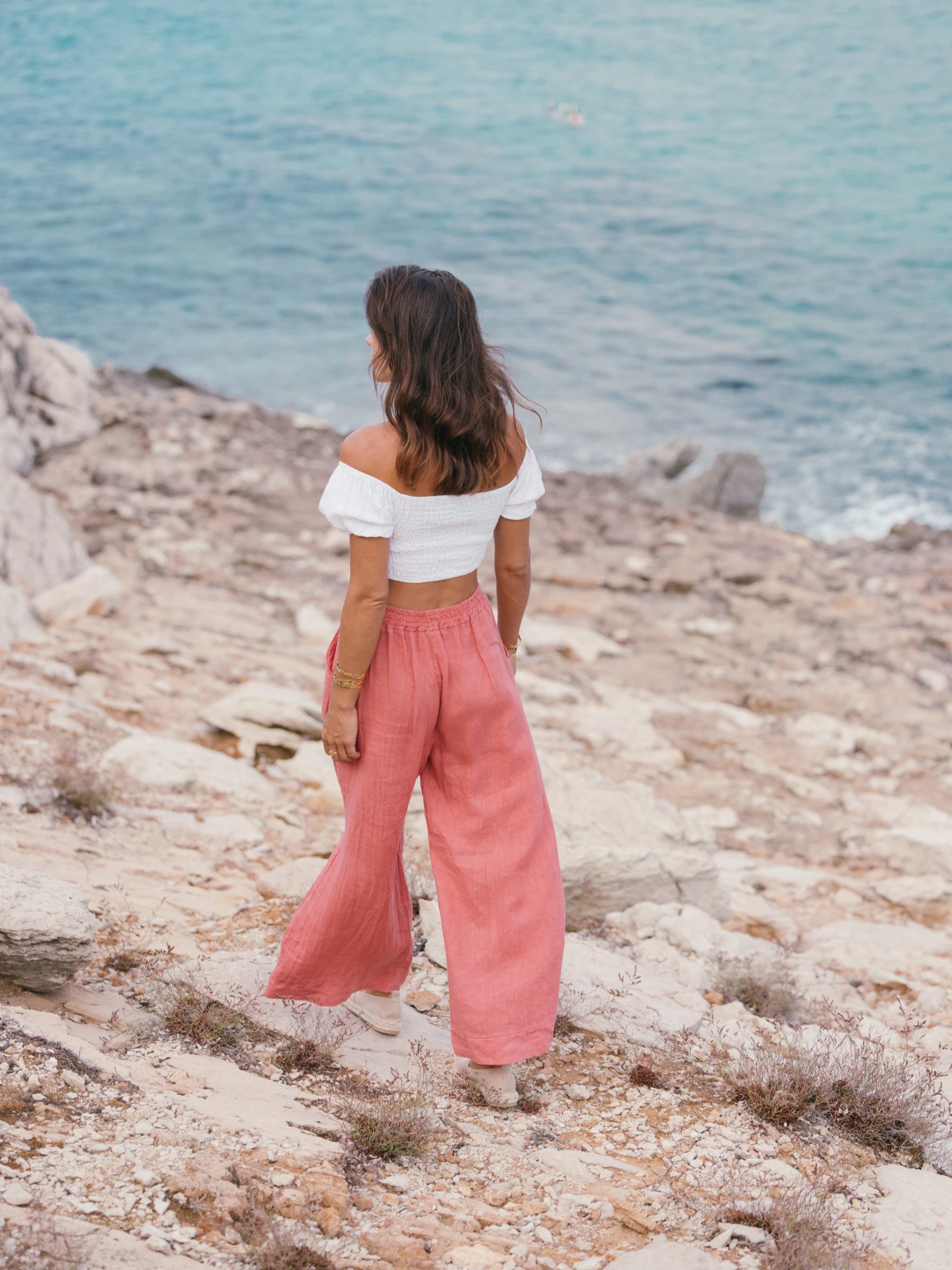 MACARELLA HONEY COMB CROP TOP WITH SHORT SLEEVES